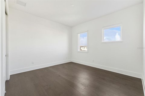 Casa en venta en Orlando, Florida, 6 dormitorios, 616.13 m2 № 2091956 - foto 25