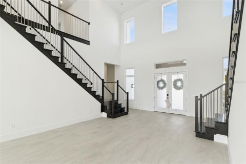 Casa en venta en Orlando, Florida, 6 dormitorios, 616.13 m2 № 2091956 - foto 3