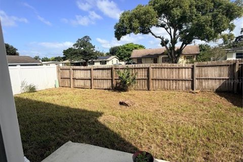 Villa ou maison à louer à Orlando, Floride: 4 chambres, 128.39 m2 № 2425641 - photo 12