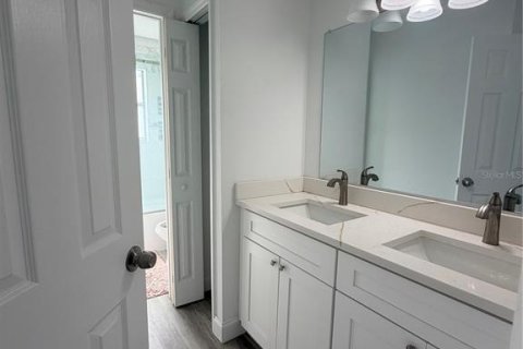 Villa ou maison à louer à Orlando, Floride: 4 chambres, 128.39 m2 № 2425641 - photo 7