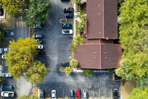 Copropriété à louer à Miami, Floride: 2 chambres, 82.68 m2 № 2028988 - photo 22