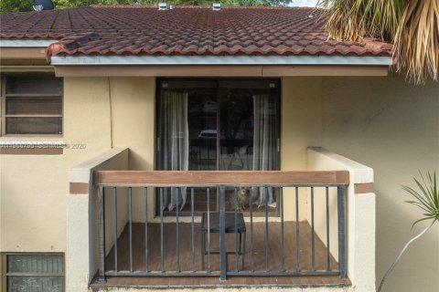 Copropriété à louer à Miami, Floride: 2 chambres, 82.68 m2 № 2028988 - photo 21