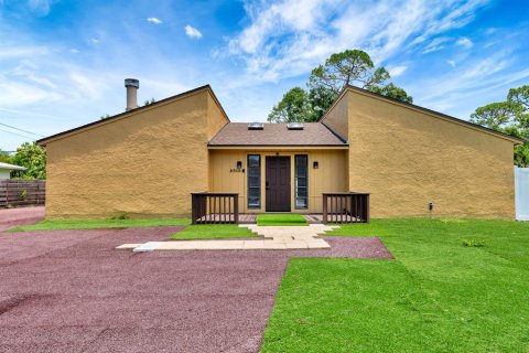 House in Sarasota, Florida 4 bedrooms, 188.68 sq.m. № 2216278