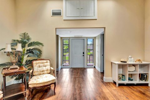House in Sarasota, Florida 4 bedrooms, 188.68 sq.m. № 2216278 - photo 12