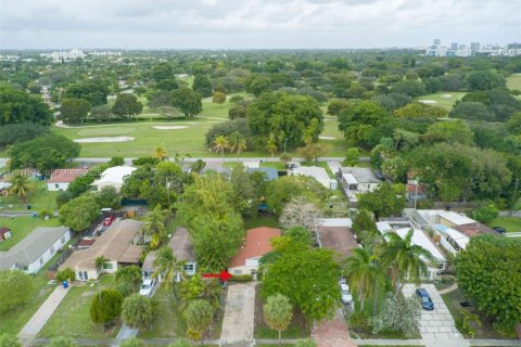 Villa ou maison à vendre à North Miami Beach, Floride: 3 chambres, 116.5 m2 № 1989974 - photo 5