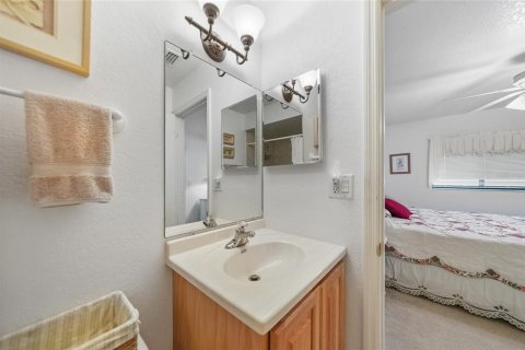 Купить кондоминиум в Пунта-Горда, Флорида 6 комнат, 82.31м2, № 1631509 - фото 22