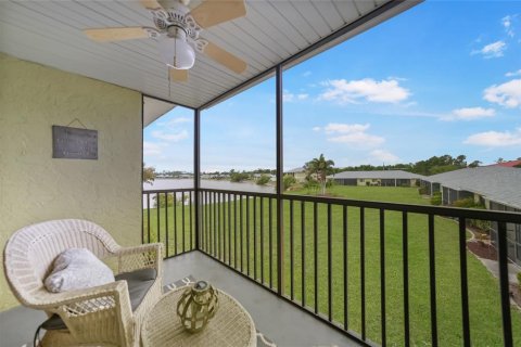 Condo in Punta Gorda, Florida, 2 bedrooms  № 1631509 - photo 30
