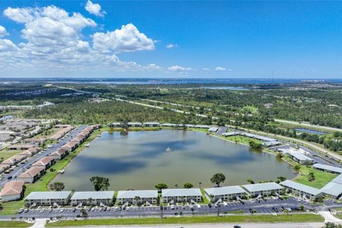 Condo in Punta Gorda, Florida, 2 bedrooms  № 1631509 - photo 3