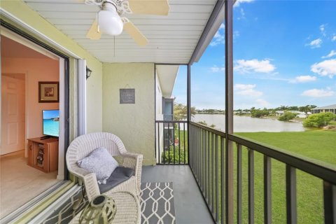 Condo in Punta Gorda, Florida, 2 bedrooms  № 1631509 - photo 29