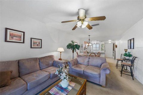 Copropriété à vendre à Punta Gorda, Floride: 2 chambres, 82.31 m2 № 1631509 - photo 13