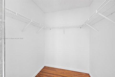 Villa ou maison à vendre à Miramar, Floride: 4 chambres, 204.11 m2 № 1955560 - photo 26