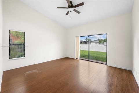 Villa ou maison à vendre à Miramar, Floride: 4 chambres, 204.11 m2 № 1955560 - photo 23