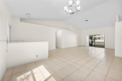 Villa ou maison à vendre à Miramar, Floride: 4 chambres, 204.11 m2 № 1955560 - photo 22