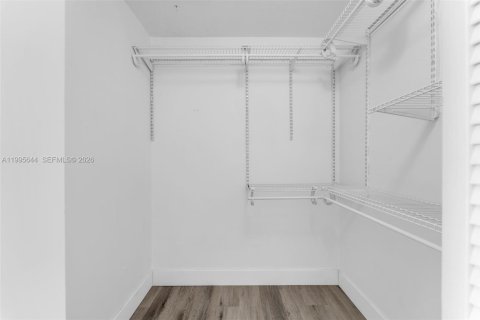 Купить виллу или дом в Майами, Флорида 3 спальни, 106.28м2, № 2063205 - фото 18