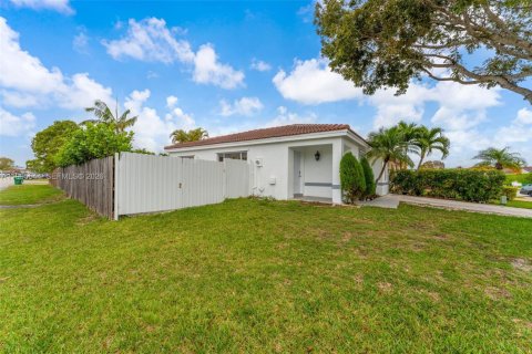 Купить виллу или дом в Майами, Флорида 3 спальни, 106.28м2, № 2063205 - фото 3