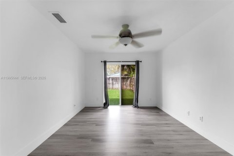 Купить виллу или дом в Майами, Флорида 3 спальни, 106.28м2, № 2063205 - фото 16