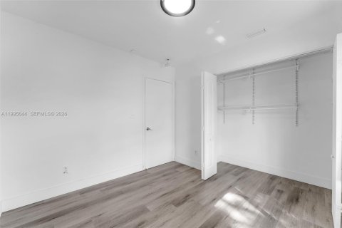 Купить виллу или дом в Майами, Флорида 3 спальни, 106.28м2, № 2063205 - фото 11