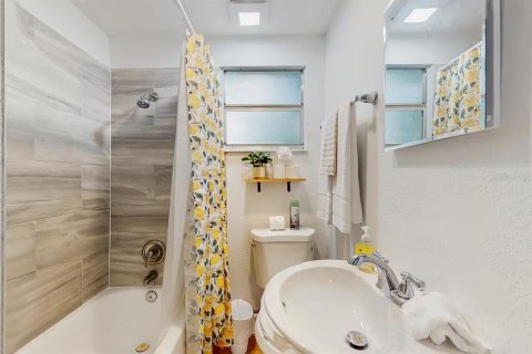 Снять в аренду квартиру в Тампа, Флорида 2 комнаты, 37.16м2, № 2096260 - фото 9