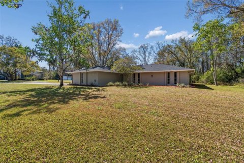 Casa en New Port Richey, Florida 3 dormitorios, 168.8 m2 № 2114179