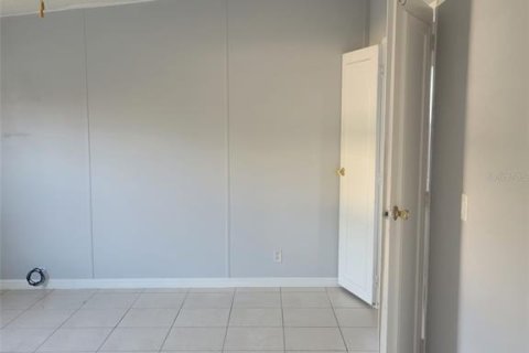 Apartamento en alquiler en Kissimmee, Florida, 3 dormitorios, 150.5 m2 № 1908233 - foto 13