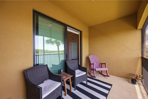 Condo in Naples, Florida, 2 bedrooms  № 1347332 - photo 29
