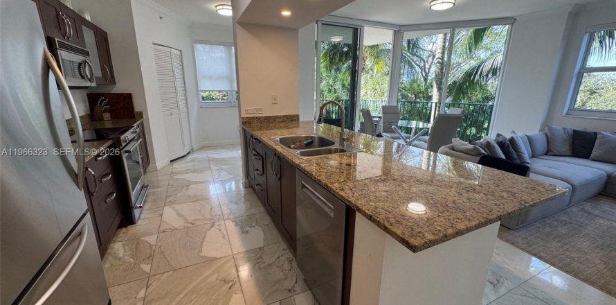 Condo in Aventura, Florida, 2 bedrooms  № 2041929