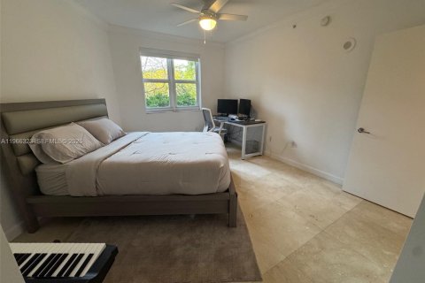 Condo in Aventura, Florida, 2 bedrooms  № 2041929 - photo 14