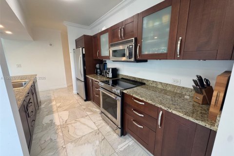 Condo in Aventura, Florida, 2 bedrooms  № 2041929 - photo 4