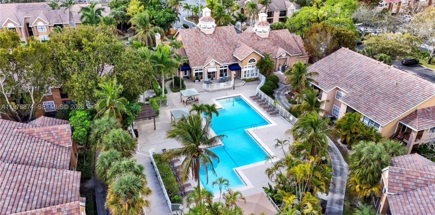 Кондоминиум с 1 спальней в Майами, Флорида № 2041550