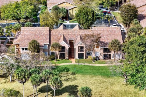 Купить кондоминиум в Майами, Флорида 1 спальня, 54.44м2, № 2041550 - фото 25