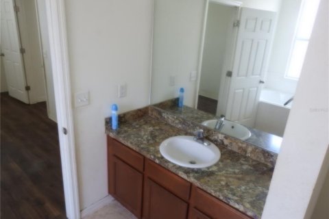 House in Brooksville, Florida 3 bedrooms, 151.34 sq.m. № 1876342 - photo 13