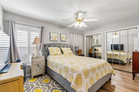 Villa ou maison à vendre à Odessa, Floride: 3 chambres, 240.52 m2 № 2149459 - photo 15