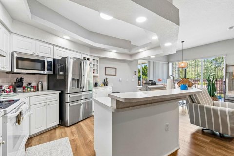 Villa ou maison à vendre à Odessa, Floride: 3 chambres, 240.52 m2 № 2149459 - photo 12