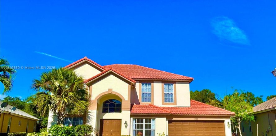 Casa en West Palm Beach, Florida 5 dormitorios, 250.46 m2 № 1779947