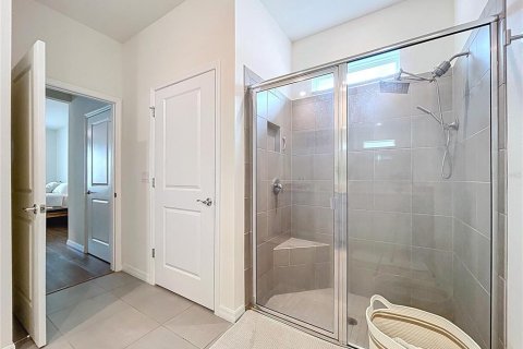Casa en venta en Zephyrhills, Florida, 4 dormitorios, 190.26 m2 № 1819355 - foto 19