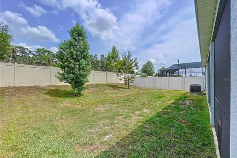 Casa en venta en Zephyrhills, Florida, 4 dormitorios, 190.26 m2 № 1819355 - foto 30