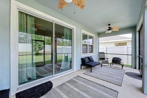 Casa en venta en Zephyrhills, Florida, 4 dormitorios, 190.26 m2 № 1819355 - foto 28