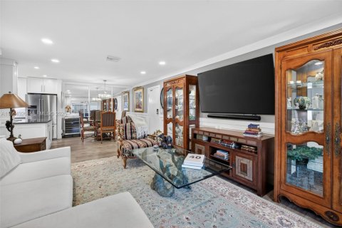 Купить кондоминиум в Форт-Лодердейл, Флорида 2 спальни, 111.48м2, № 2009763 - фото 17