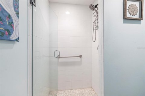 Condo in Punta Gorda, Florida, 3 bedrooms  № 2350220 - photo 28