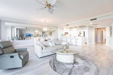 Condo in Punta Gorda, Florida, 3 bedrooms  № 2350220 - photo 7
