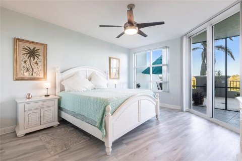 Condo in Punta Gorda, Florida, 3 bedrooms  № 2350220 - photo 19