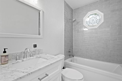 Casa en venta en Saint Petersburg, Florida, 2 dormitorios, 124.95 m2 № 1616804 - foto 27