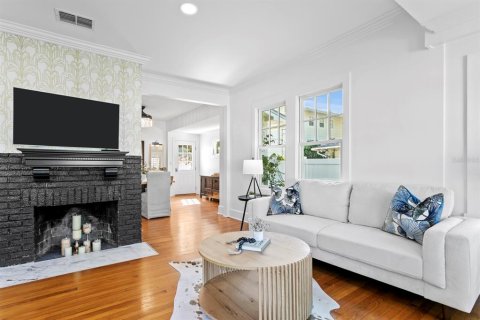 Casa en venta en Saint Petersburg, Florida, 2 dormitorios, 124.95 m2 № 1616804 - foto 6
