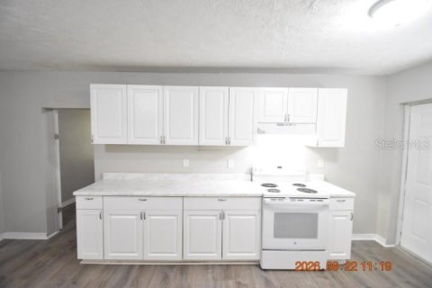 Villa ou maison à louer à Floral City, Floride: 3 chambres, 112.6 m2 № 2389107 - photo 8