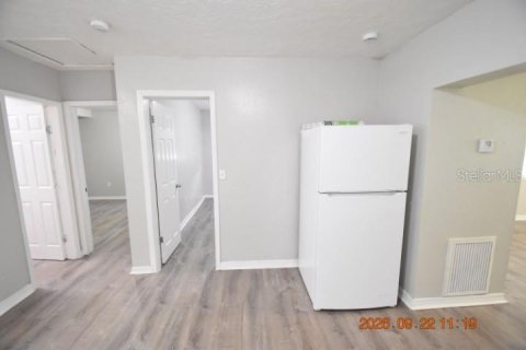 Villa ou maison à louer à Floral City, Floride: 3 chambres, 112.6 m2 № 2389107 - photo 7