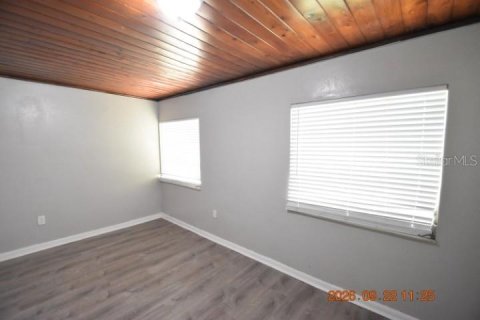 Villa ou maison à louer à Floral City, Floride: 3 chambres, 112.6 m2 № 2389107 - photo 23