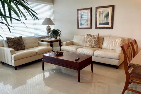 Condominio en venta en Fort Lauderdale, Florida, 2 dormitorios, 104.05 m2 № 2188053 - foto 7