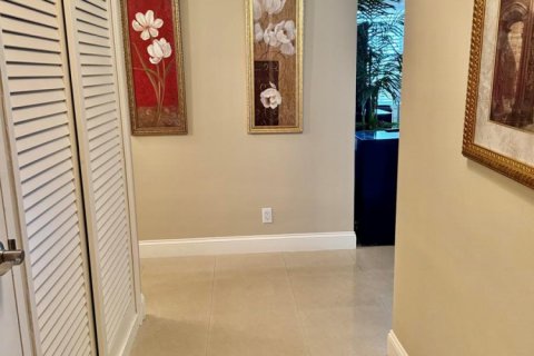 Condominio en venta en Fort Lauderdale, Florida, 2 dormitorios, 104.05 m2 № 2188053 - foto 2