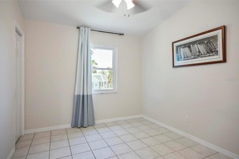 House in Palm Coast, Florida 4 bedrooms, 235.6 sq.m. № 1670606 - photo 28