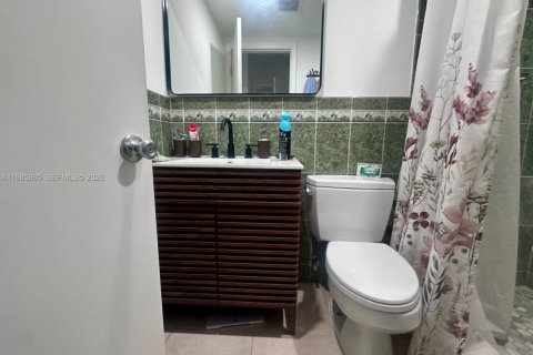 Купить кондоминиум в Майами, Флорида 1 спальня, 47.38м2, № 2049076 - фото 6